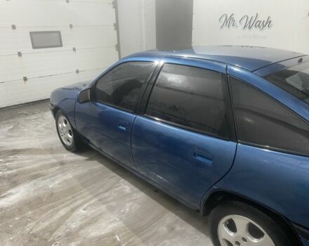 Синий Опель Вектра, объемом двигателя 2 л и пробегом 290 тыс. км за 1000 $, фото 1 на Automoto.ua