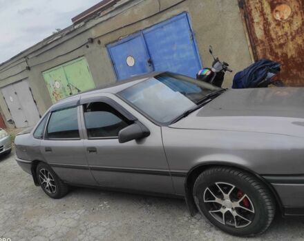 Синій Опель Вектра, об'ємом двигуна 1.6 л та пробігом 270 тис. км за 1700 $, фото 1 на Automoto.ua