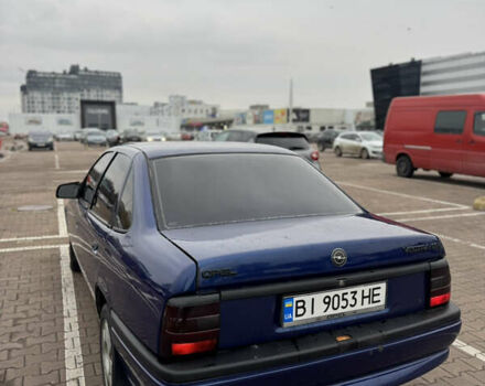 Синій Опель Вектра, об'ємом двигуна 1.8 л та пробігом 235 тис. км за 1900 $, фото 3 на Automoto.ua