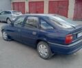 Синий Опель Вектра, объемом двигателя 1.6 л и пробегом 400 тыс. км за 1350 $, фото 1 на Automoto.ua