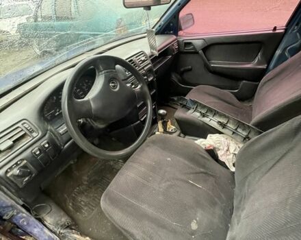 Синий Опель Вектра, объемом двигателя 0 л и пробегом 77 тыс. км за 359 $, фото 3 на Automoto.ua