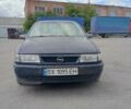 Синий Опель Вектра, объемом двигателя 1.6 л и пробегом 400 тыс. км за 1350 $, фото 2 на Automoto.ua