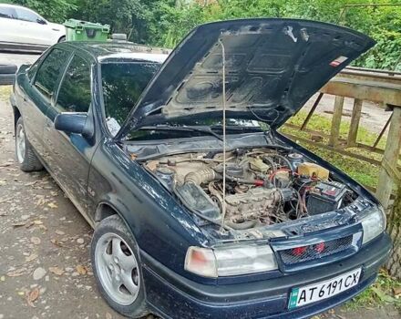 Синий Опель Вектра, объемом двигателя 1.6 л и пробегом 375 тыс. км за 1500 $, фото 8 на Automoto.ua