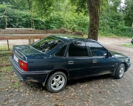 Синий Опель Вектра, объемом двигателя 1.6 л и пробегом 375 тыс. км за 1500 $, фото 7 на Automoto.ua