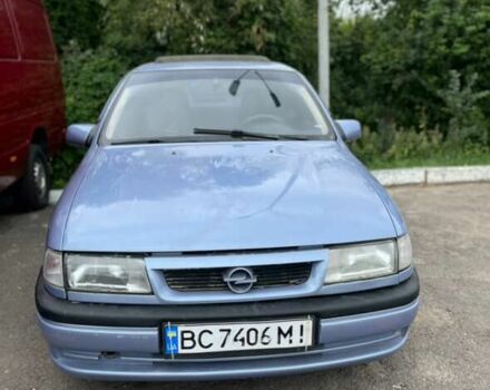 Синій Опель Вектра, об'ємом двигуна 1.8 л та пробігом 200 тис. км за 1100 $, фото 1 на Automoto.ua