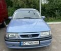 Синій Опель Вектра, об'ємом двигуна 1.8 л та пробігом 200 тис. км за 1100 $, фото 1 на Automoto.ua