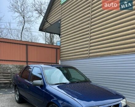 Синій Опель Вектра, об'ємом двигуна 1.8 л та пробігом 409 тис. км за 1987 $, фото 4 на Automoto.ua