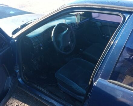 Синий Опель Вектра, объемом двигателя 2 л и пробегом 56 тыс. км за 556 $, фото 3 на Automoto.ua