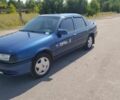 Синий Опель Вектра, объемом двигателя 1.6 л и пробегом 280 тыс. км за 1250 $, фото 2 на Automoto.ua