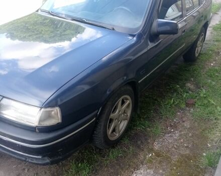 Синій Опель Вектра, об'ємом двигуна 2 л та пробігом 369 тис. км за 1500 $, фото 2 на Automoto.ua