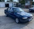 Синий Опель Вектра, объемом двигателя 1.6 л и пробегом 200 тыс. км за 1000 $, фото 2 на Automoto.ua