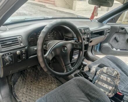 Синий Опель Вектра, объемом двигателя 2 л и пробегом 277 тыс. км за 750 $, фото 2 на Automoto.ua