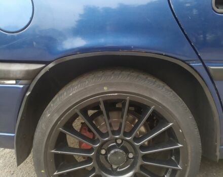 Синій Опель Вектра, об'ємом двигуна 2 л та пробігом 320 тис. км за 2100 $, фото 5 на Automoto.ua