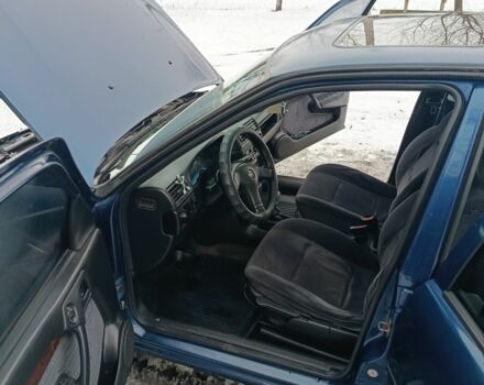 Синій Опель Вектра, об'ємом двигуна 2 л та пробігом 322 тис. км за 2500 $, фото 6 на Automoto.ua