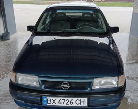 Синий Опель Вектра, объемом двигателя 2 л и пробегом 265 тыс. км за 1500 $, фото 4 на Automoto.ua