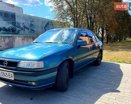 Синий Опель Вектра, объемом двигателя 1.8 л и пробегом 66 тыс. км за 2550 $, фото 1 на Automoto.ua