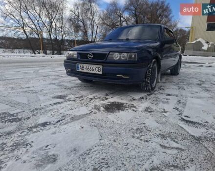 Синий Опель Вектра, объемом двигателя 2 л и пробегом 420 тыс. км за 1750 $, фото 1 на Automoto.ua