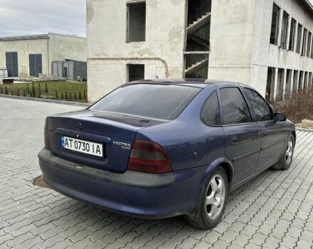 Синий Опель Вектра, объемом двигателя 1.6 л и пробегом 310 тыс. км за 2080 $, фото 4 на Automoto.ua