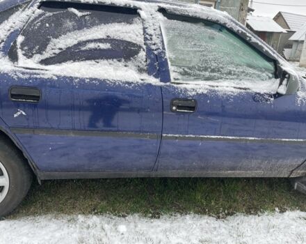 Синій Опель Вектра, об'ємом двигуна 1.6 л та пробігом 283 тис. км за 500 $, фото 3 на Automoto.ua