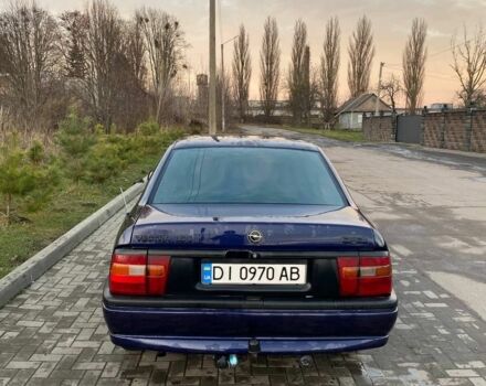 Синий Опель Вектра, объемом двигателя 1.6 л и пробегом 328 тыс. км за 1600 $, фото 4 на Automoto.ua
