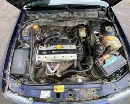 Синий Опель Вектра, объемом двигателя 2 л и пробегом 407 тыс. км за 1650 $, фото 1 на Automoto.ua