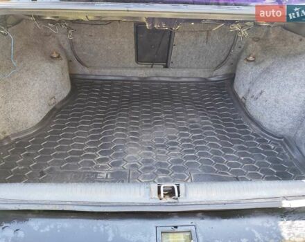 Синий Опель Вектра, объемом двигателя 1.6 л и пробегом 377 тыс. км за 1400 $, фото 1 на Automoto.ua