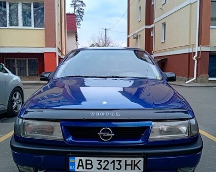 Синий Опель Вектра, объемом двигателя 1.8 л и пробегом 273 тыс. км за 1800 $, фото 8 на Automoto.ua