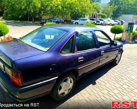 Синий Опель Вектра, объемом двигателя 2 л и пробегом 500 тыс. км за 1800 $, фото 3 на Automoto.ua