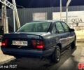 Синій Опель Вектра, об'ємом двигуна 1.8 л та пробігом 240 тис. км за 1200 $, фото 4 на Automoto.ua