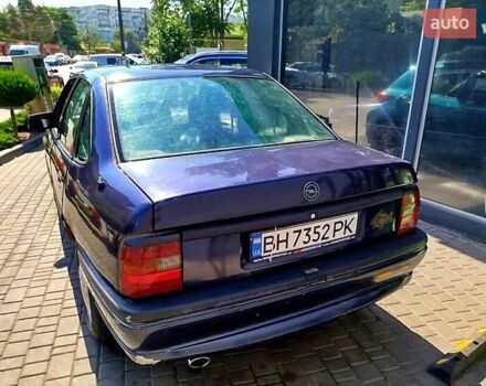 Синий Опель Вектра, объемом двигателя 2 л и пробегом 500 тыс. км за 1800 $, фото 4 на Automoto.ua