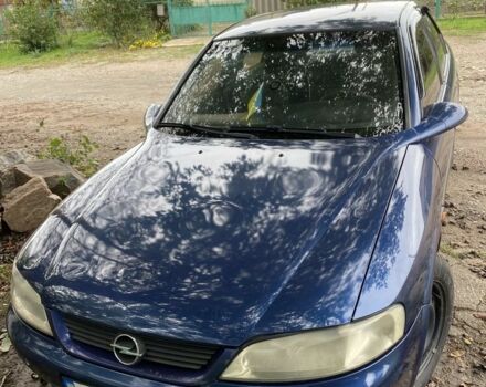 Синий Опель Вектра, объемом двигателя 1.6 л и пробегом 3 тыс. км за 1655 $, фото 1 на Automoto.ua