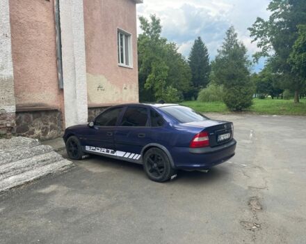 Синій Опель Вектра, об'ємом двигуна 1.6 л та пробігом 500 тис. км за 1700 $, фото 9 на Automoto.ua