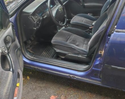 Синій Опель Вектра, об'ємом двигуна 1.8 л та пробігом 470 тис. км за 1600 $, фото 4 на Automoto.ua