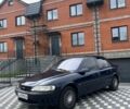 Синий Опель Вектра, объемом двигателя 1.8 л и пробегом 240 тыс. км за 2000 $, фото 2 на Automoto.ua