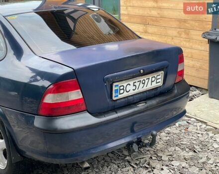 Синій Опель Вектра, об'ємом двигуна 1.6 л та пробігом 530 тис. км за 1250 $, фото 18 на Automoto.ua
