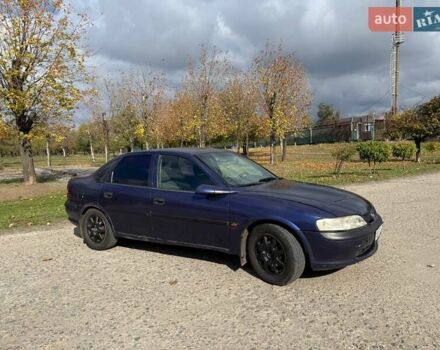 Синій Опель Вектра, об'ємом двигуна 1.6 л та пробігом 370 тис. км за 1899 $, фото 9 на Automoto.ua