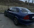 Синий Опель Вектра, объемом двигателя 1.8 л и пробегом 400 тыс. км за 2500 $, фото 1 на Automoto.ua