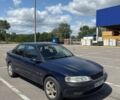 Синий Опель Вектра, объемом двигателя 1.8 л и пробегом 300 тыс. км за 2400 $, фото 1 на Automoto.ua