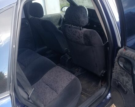 Синій Опель Вектра, об'ємом двигуна 1.6 л та пробігом 300 тис. км за 2700 $, фото 2 на Automoto.ua