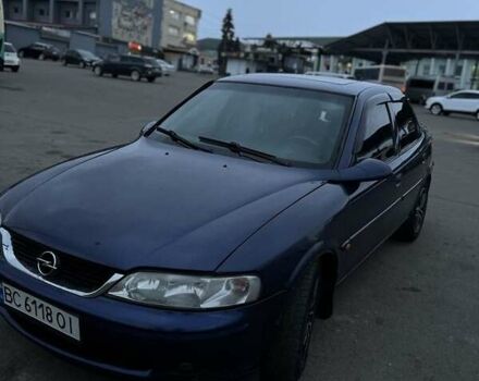 Синий Опель Вектра, объемом двигателя 1.8 л и пробегом 400 тыс. км за 2500 $, фото 6 на Automoto.ua