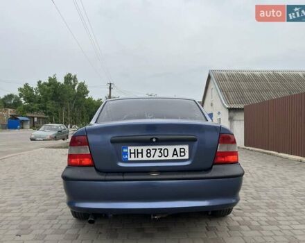 Синій Опель Вектра, об'ємом двигуна 1.6 л та пробігом 1 тис. км за 2700 $, фото 6 на Automoto.ua