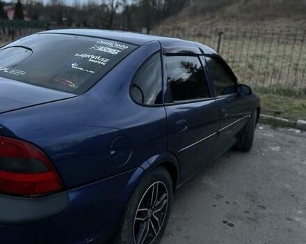 Синий Опель Вектра, объемом двигателя 1.8 л и пробегом 400 тыс. км за 2500 $, фото 1 на Automoto.ua