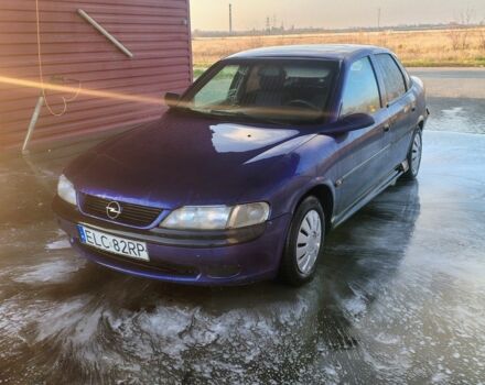 Синій Опель Вектра, об'ємом двигуна 2 л та пробігом 350 тис. км за 1200 $, фото 2 на Automoto.ua