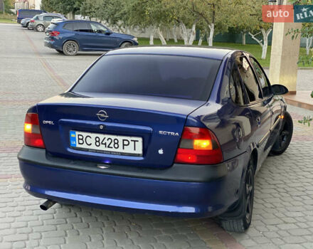 Синій Опель Вектра, об'ємом двигуна 1.8 л та пробігом 50 тис. км за 2150 $, фото 10 на Automoto.ua