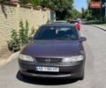 Синій Опель Вектра, об'ємом двигуна 1.8 л та пробігом 302 тис. км за 1999 $, фото 6 на Automoto.ua