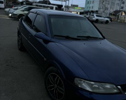 Синий Опель Вектра, объемом двигателя 1.8 л и пробегом 400 тыс. км за 2500 $, фото 3 на Automoto.ua