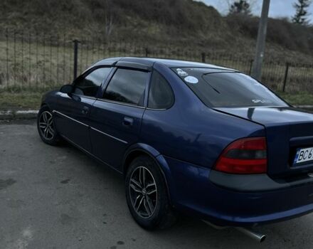 Синий Опель Вектра, объемом двигателя 1.8 л и пробегом 400 тыс. км за 2500 $, фото 1 на Automoto.ua