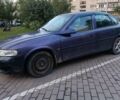 Синий Опель Вектра, объемом двигателя 1.6 л и пробегом 420 тыс. км за 1500 $, фото 3 на Automoto.ua