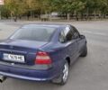 Синий Опель Вектра, объемом двигателя 2 л и пробегом 400 тыс. км за 2200 $, фото 2 на Automoto.ua