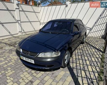 Синий Опель Вектра, объемом двигателя 1.8 л и пробегом 372 тыс. км за 2700 $, фото 2 на Automoto.ua